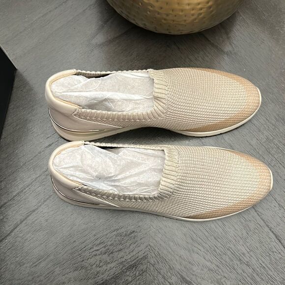 Naturalizer Lafayette French Knit Slip-On Sneakers (WIDE) - Picture 7 of 14